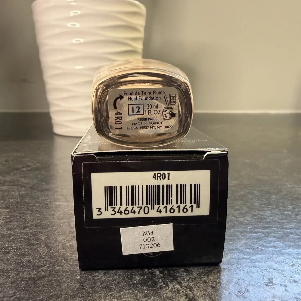NEW Guerlain Lingerie De Peau Invisible Skin Fusion Foundation 12 Rose‎ Clair
